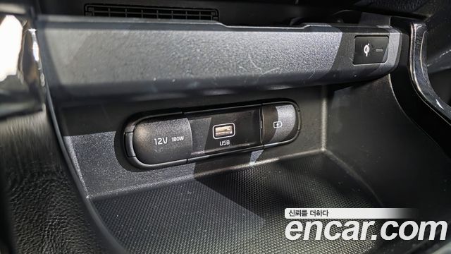 Kia Seltos Gasoline 1.6 Turbo 2WD Signature 2023 — фото 13