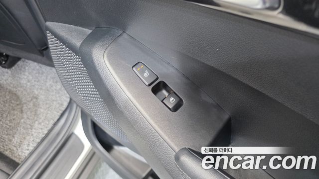 Kia Seltos Gasoline 1.6 Turbo 2WD Signature 2023 — фото 33