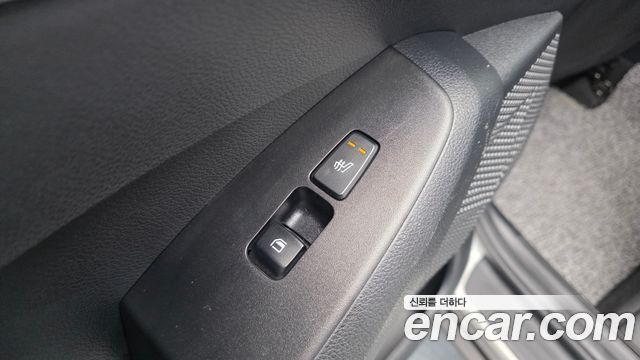 Kia Seltos Gasoline 1.6 Turbo 2WD Signature 2023 — фото 36