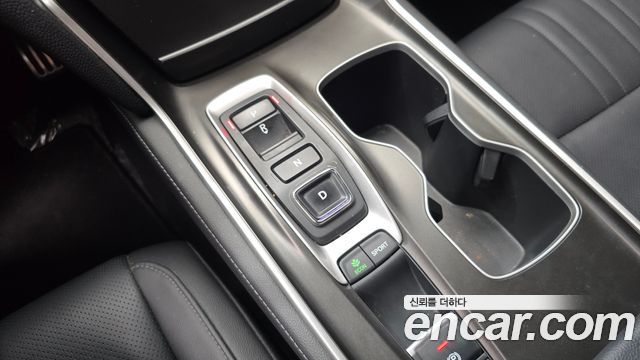 Honda Accord (X) 2.0 Turbo Sport 2019 — фото 9