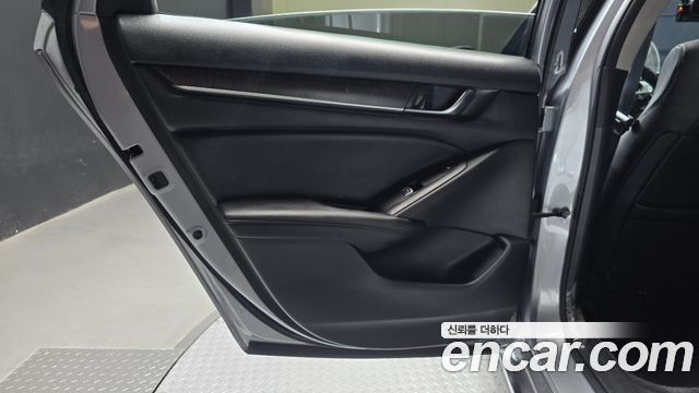 Honda Accord (X) 2.0 Turbo Sport 2019 — фото 25