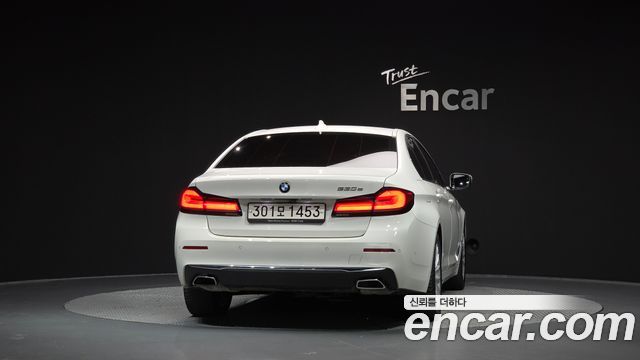 BMW 5 Series (G30) 530e Luxury 2021 — фото 4