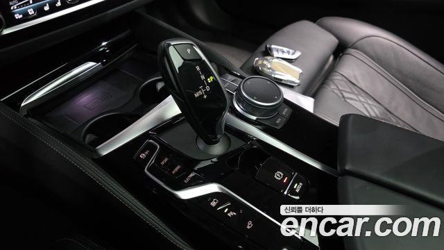 BMW 5 Series (G30) 530e Luxury 2021 — фото 9