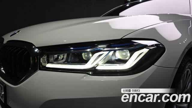 BMW 5 Series (G30) 530e Luxury 2021 — фото 22