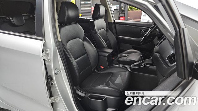 Kia Carens 2.0 LPi Prestige 2014 — фото 26