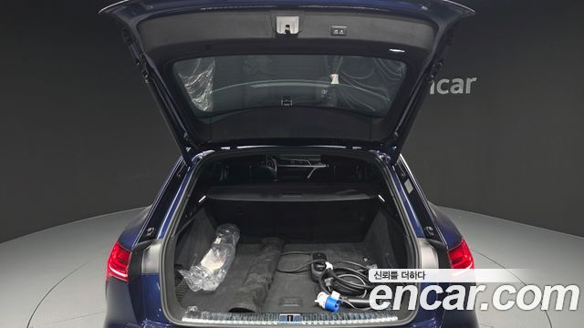Audi e-tron 55 Quattro 2020 — фото 33