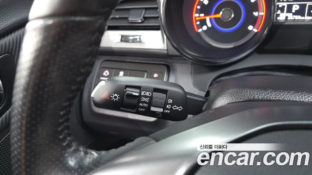 KG Mobility (SsangYong) Tivoli Armor LX 2WD 2019 — фото 27