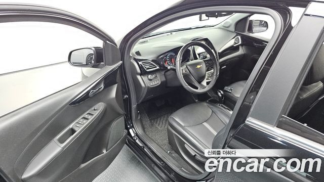 Chevrolet Spark Premier 2019 — фото 11