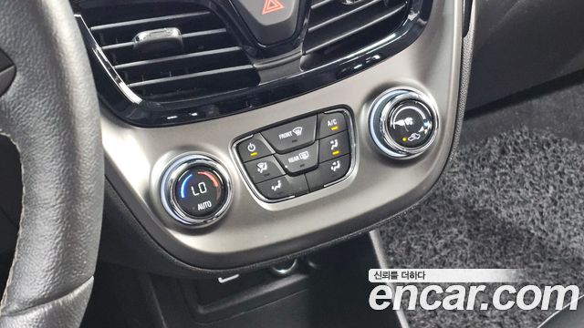 Chevrolet Spark Premier 2019 — фото 17