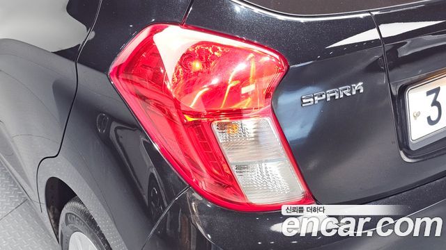 Chevrolet Spark Premier 2019 — фото 23