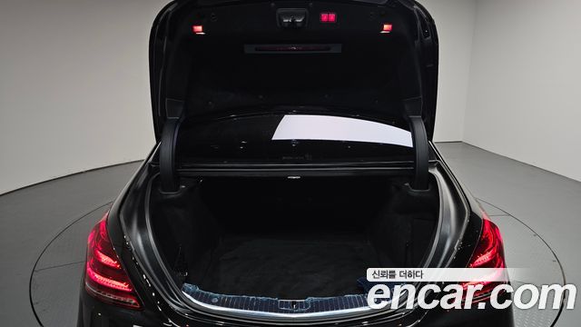 Mercedes-Benz S-Class (W222) S560L 4MATIC 2019 — фото 20