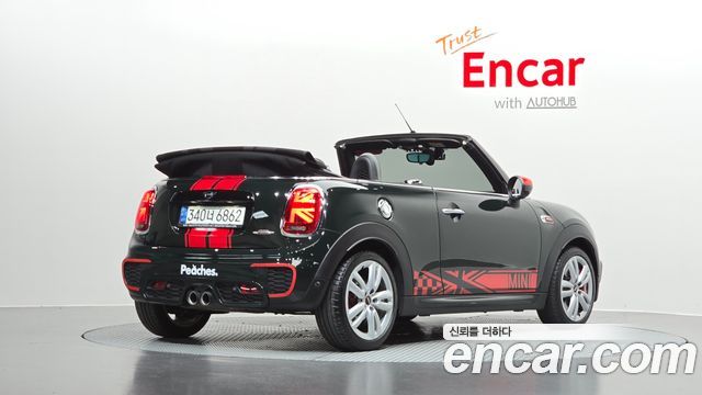 MINI Cooper S Convertible JCW 3rd 2020 — фото 2