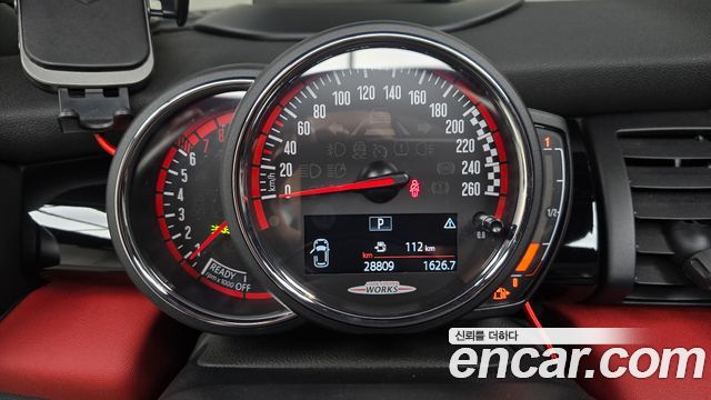 MINI Cooper S Convertible JCW 3rd 2020 — фото 8