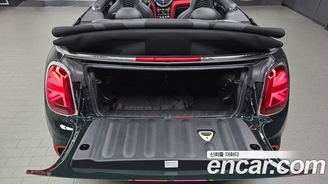 MINI Cooper S Convertible JCW 3rd 2020 — фото 29