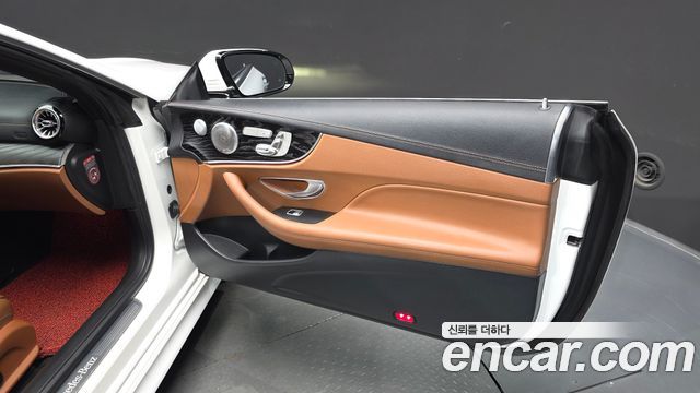 Mercedes-Benz E-Class (W213) E220d Coupe 2019 — фото 18