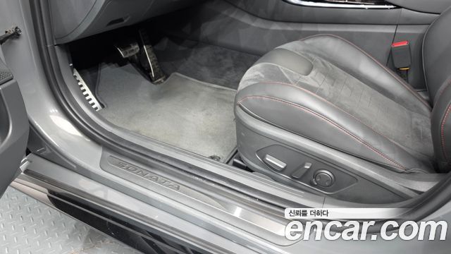 Hyundai Sonata (DN8) 2.5 Turbo N Line Inspiration 2022 — фото 37