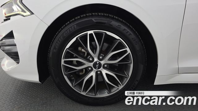 Kia K5 (III) 2.0 Prestige 2022 — фото 5
