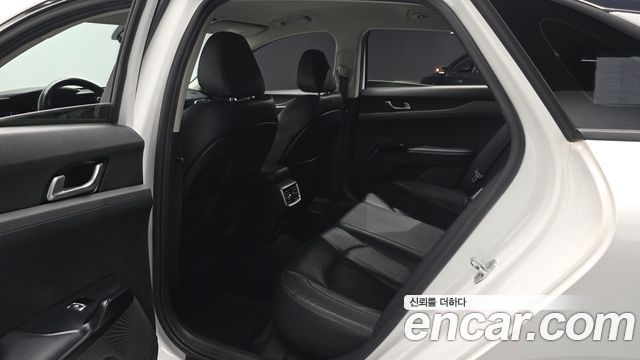 Kia K5 (III) 2.0 Prestige 2022 — фото 11