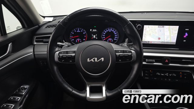 Kia K5 (III) 2.0 Prestige 2022 — фото 14