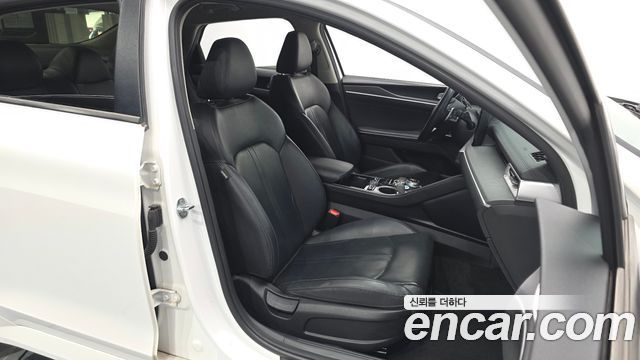 Kia K5 (III) 2.0 Prestige 2022 — фото 26