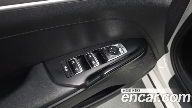Kia K5 (III) 2.0 Prestige 2022 — фото 29