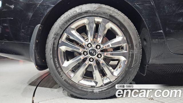 Kia Carnival 9-seater Prestige 2015 — фото 5