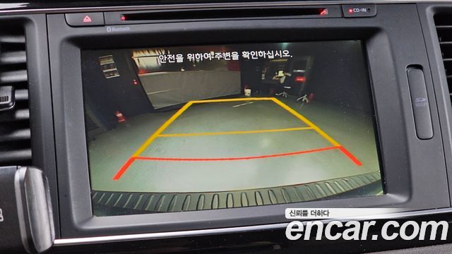 Kia Carnival 9-seater Prestige 2015 — фото 16