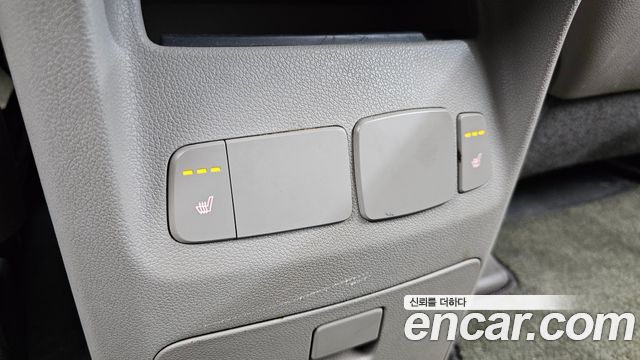 Kia Carnival 9-seater Prestige 2015 — фото 19