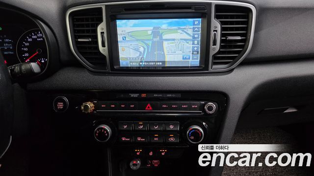 Kia Sportage (IV) Diesel 1.7 2wd Noblesse 2016 — фото 14