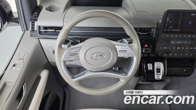 Hyundai Staria 4WD Lounge 7-Seater Limousine 2022 — фото 13
