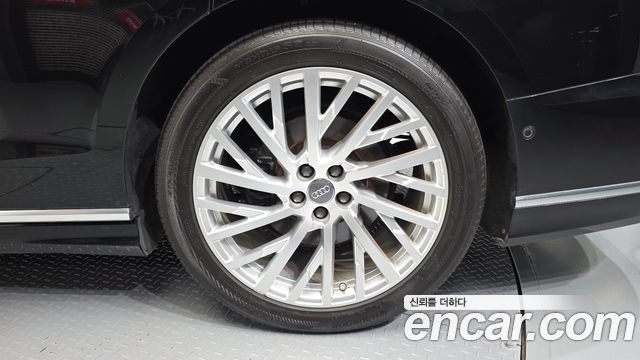 Audi A8 (D5) 50 TDI Quattro LWB 2020 — фото 5