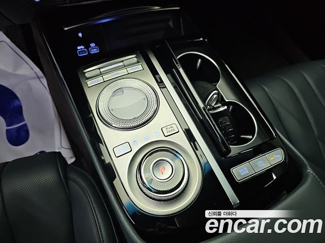 Genesis G80 (RG3) Gasoline 2.5 Turbo AWD 2022 — фото 8