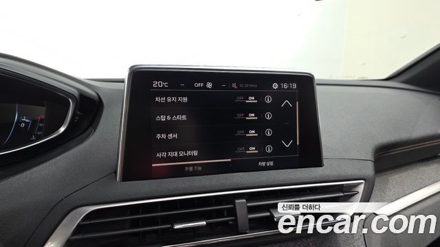 Peugeot 3008 (II) 1.6 BlueHDi GT Line 2018 — фото 15