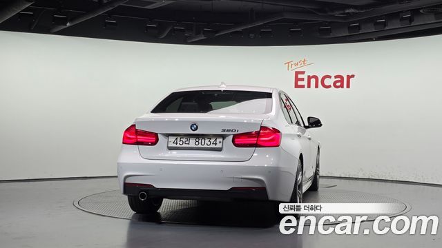 BMW 3 Series (F30) 320i M Sport 2017 — фото 4