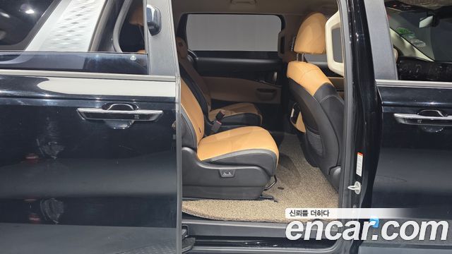 Kia Carnival (IV) Diesel 9-Seater Prestige 2023 — фото 12