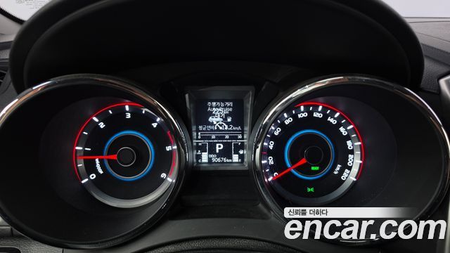 KG Mobility (SsangYong) Tivoli Diesel LX 2WD 2016 — фото 8