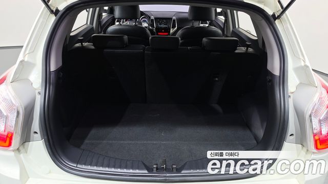 KG Mobility (SsangYong) Tivoli Diesel LX 2WD 2016 — фото 17
