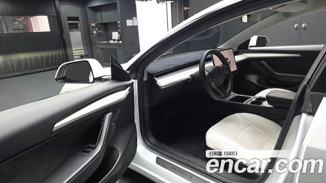 Tesla Model 3 Long Range AWD 2022 — фото 10