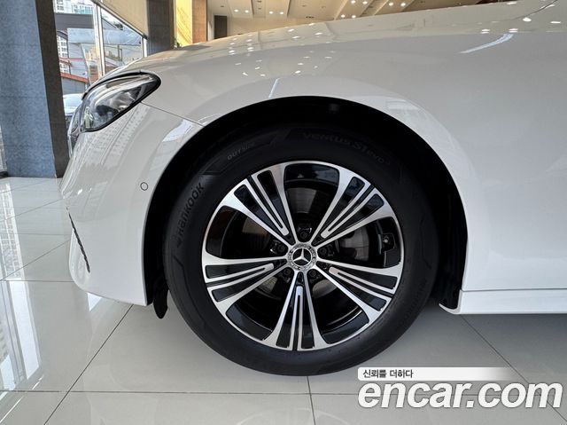 Mercedes-Benz E-Class (W214) E200 Avantgarde 2025 — фото 5