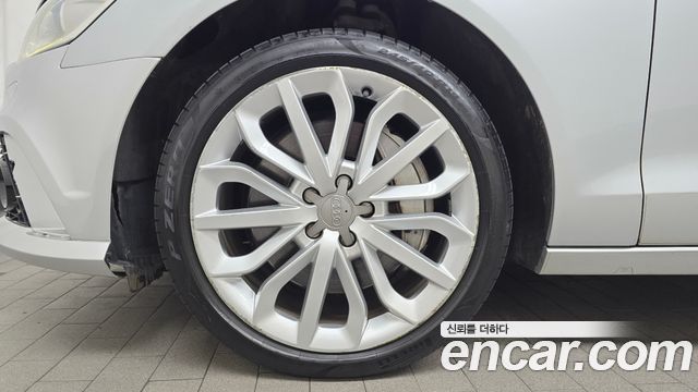 Audi A6 3.0 TFSI Quattro Dynamic C7 2012 — фото 5