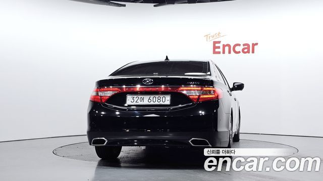 Hyundai Grandeur (HG) HG300 Exclusive Special 2015 — фото 4