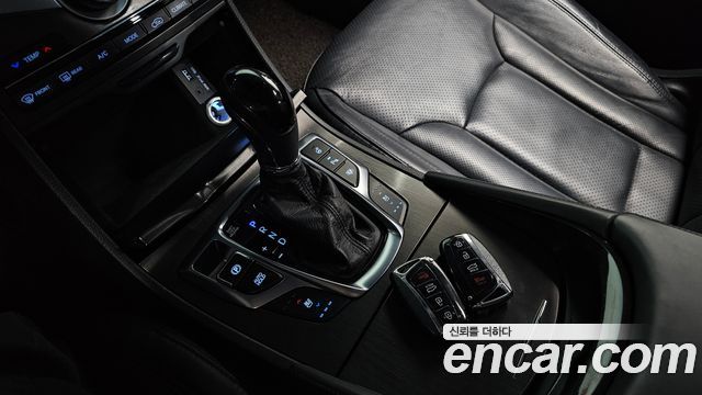 Hyundai Grandeur (HG) HG300 Exclusive Special 2015 — фото 9