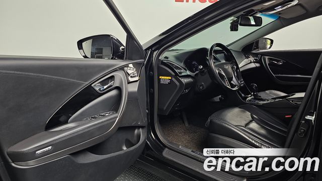 Hyundai Grandeur (HG) HG300 Exclusive Special 2015 — фото 10