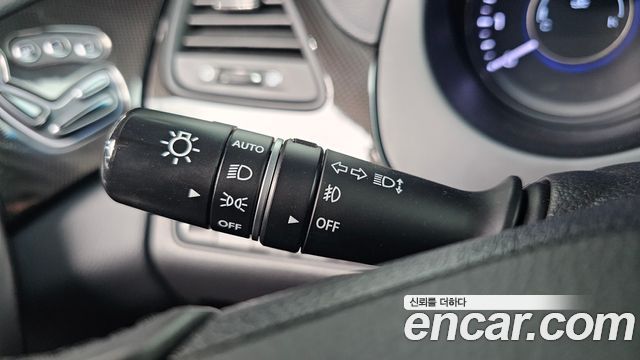 Hyundai Grandeur (HG) HG300 Exclusive Special 2015 — фото 28