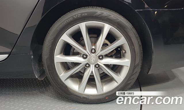 Hyundai Grandeur (HG) HG300 Exclusive Special 2015 — фото 36