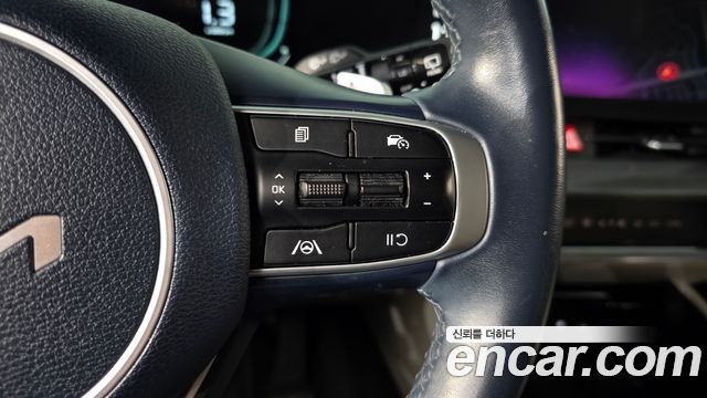 Kia Sportage Hybrid (V) Nobleless 2WD 2023 — фото 16
