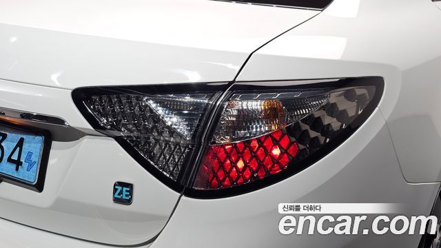 Renault Korea SM3 Z.E. SE 2019 — фото 23