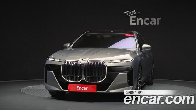 BMW 7 Series (G70) 740d xDrive M Sport 2024 — фото 3