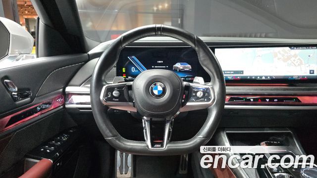 BMW 7 Series (G70) 740d xDrive M Sport 2024 — фото 13