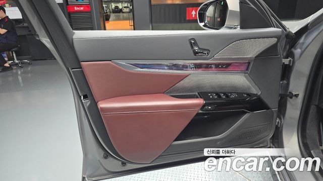 BMW 7 Series (G70) 740d xDrive M Sport 2024 — фото 24